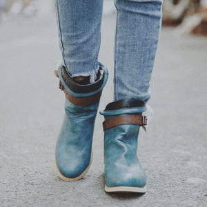 Women Retro Buckle Belt Plus Size Short Flat Boots - Amamble