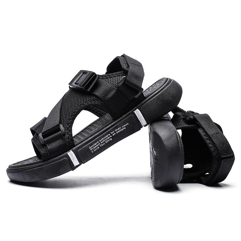 Trendy beach shoes - Amamble