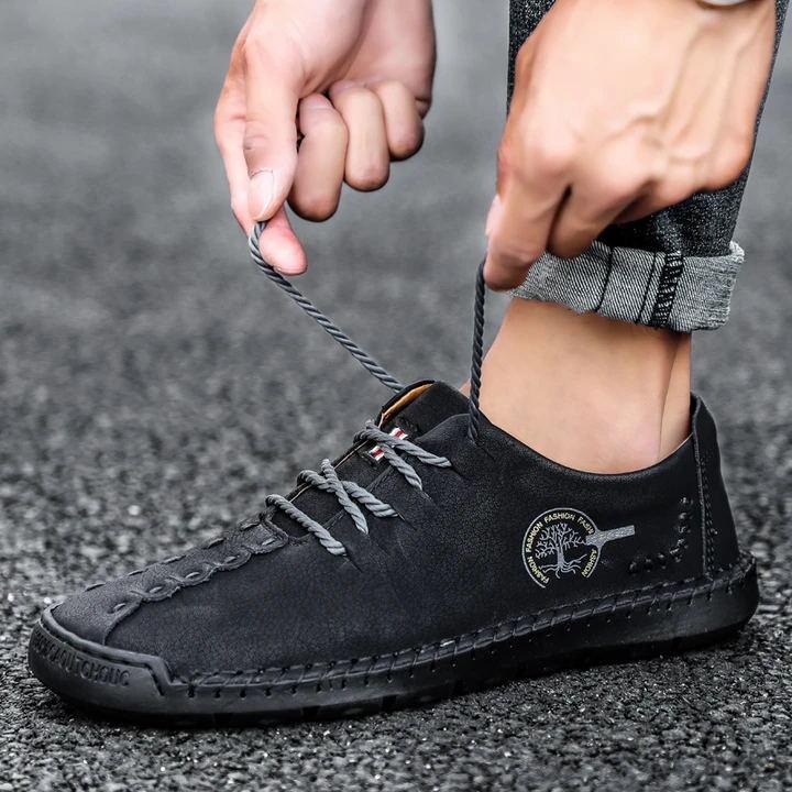 Men's Hand Stitching Non Slip Soft Sole Casual Leather Shoes - Amamble