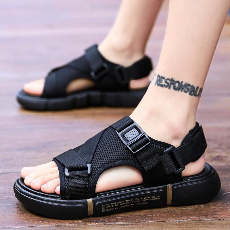 Trendy beach shoes - Amamble